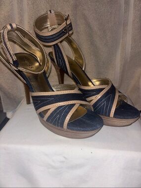 GUESS Navy and Beige Strappy Platform Heels
